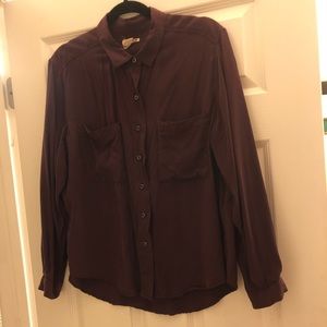 Levi’s Button Down Shirt